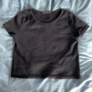 Brandy Melville crop top with lace